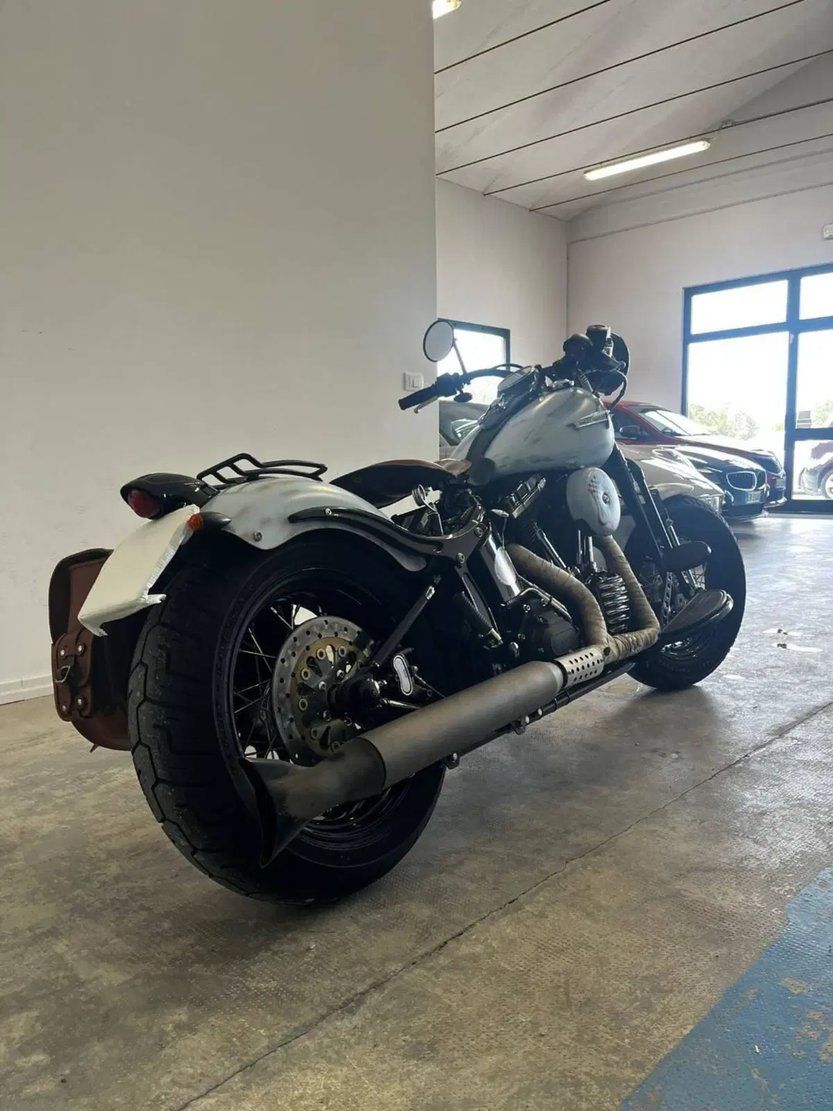 Harley-Davidson 1584 Cross Bones (2008 - 11) - FLSTSB (3)