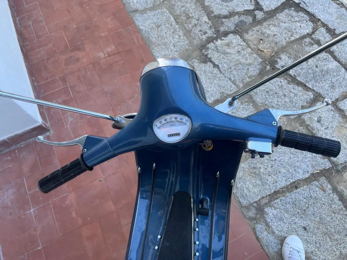 Piaggio Vespa 125 Primavera (7)