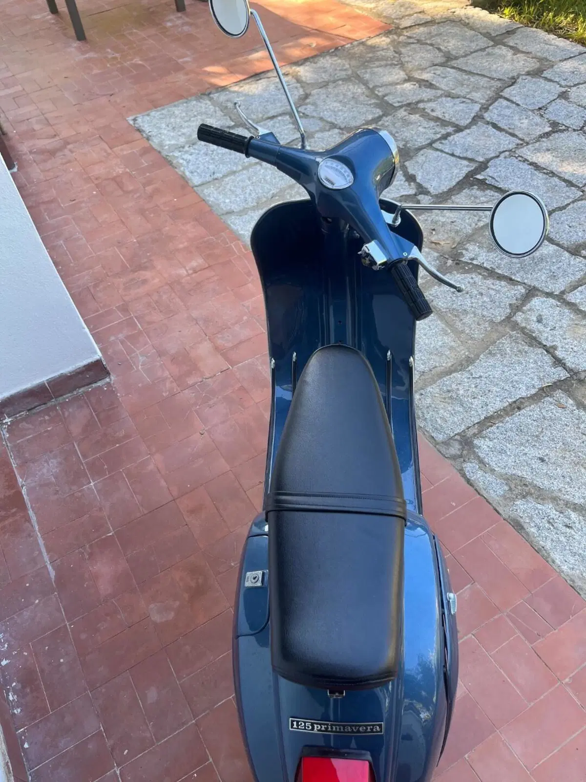 Piaggio Vespa 125 Primavera (8)