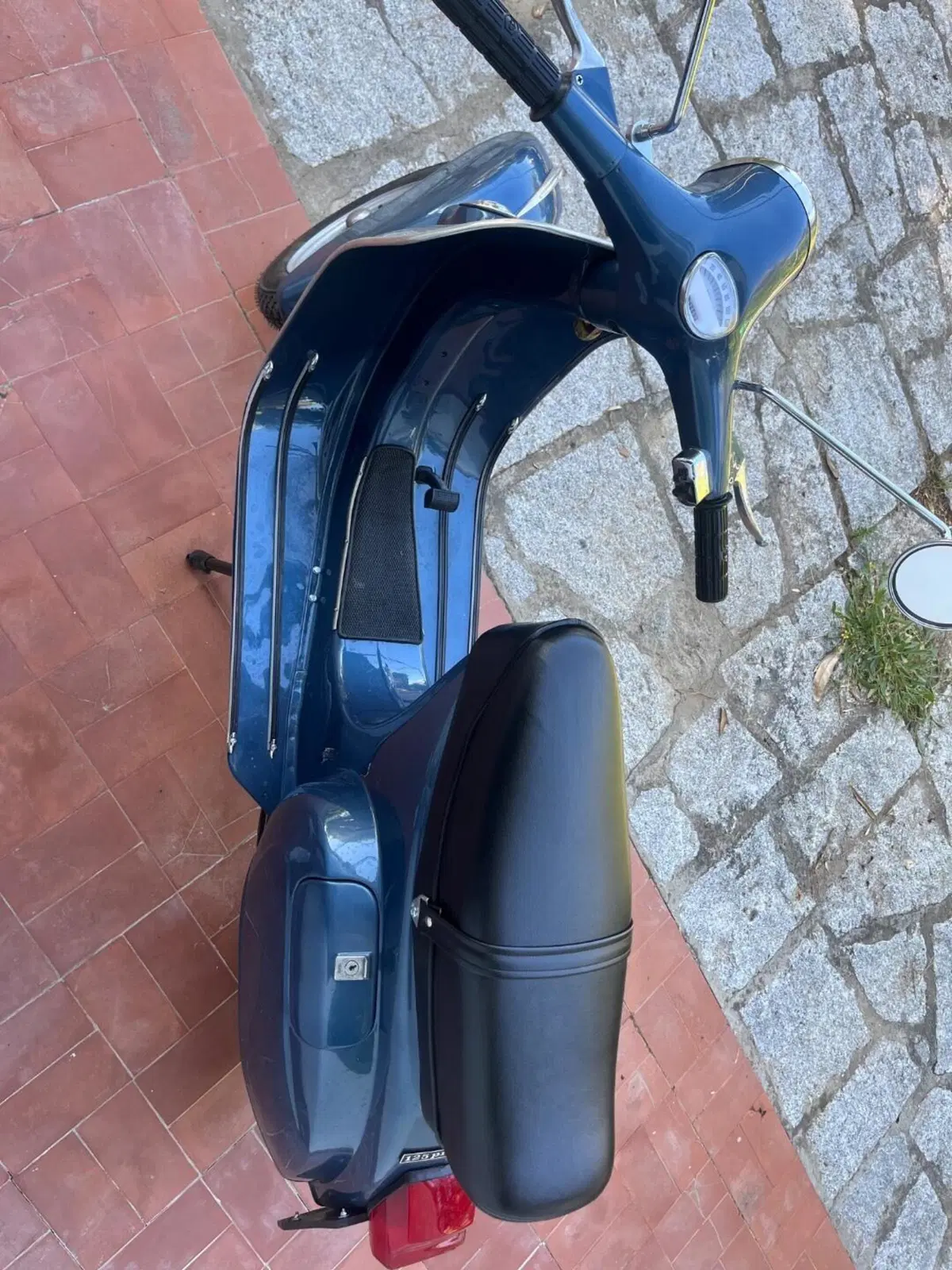 Piaggio Vespa 125 Primavera (9)