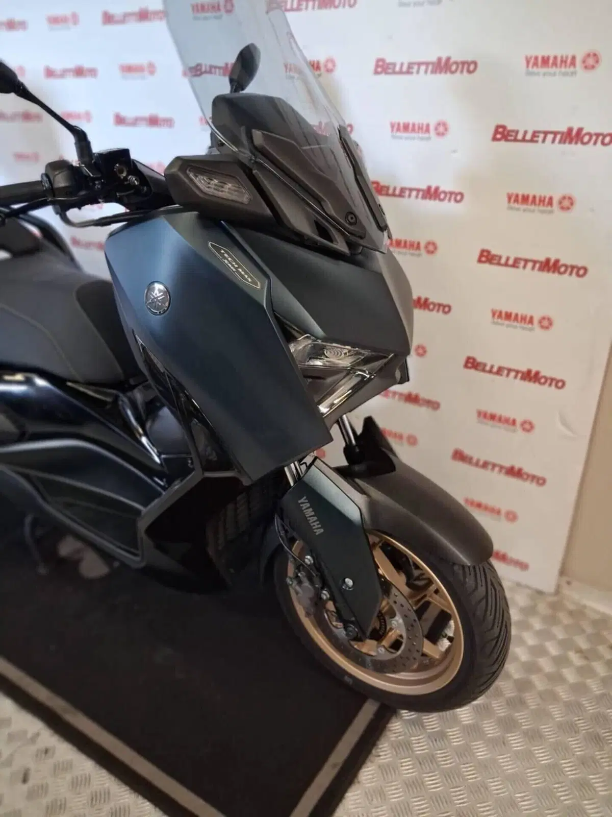 Yamaha X-Max 300 Tech Max (2021 - 24) (6)