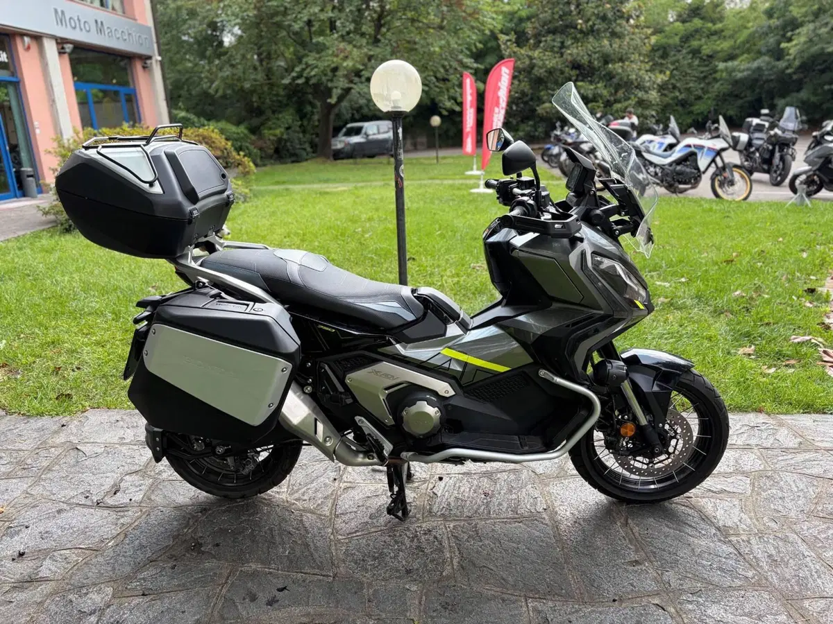 Honda X-ADV 750 DCT Travel (2021 - 24) (5)