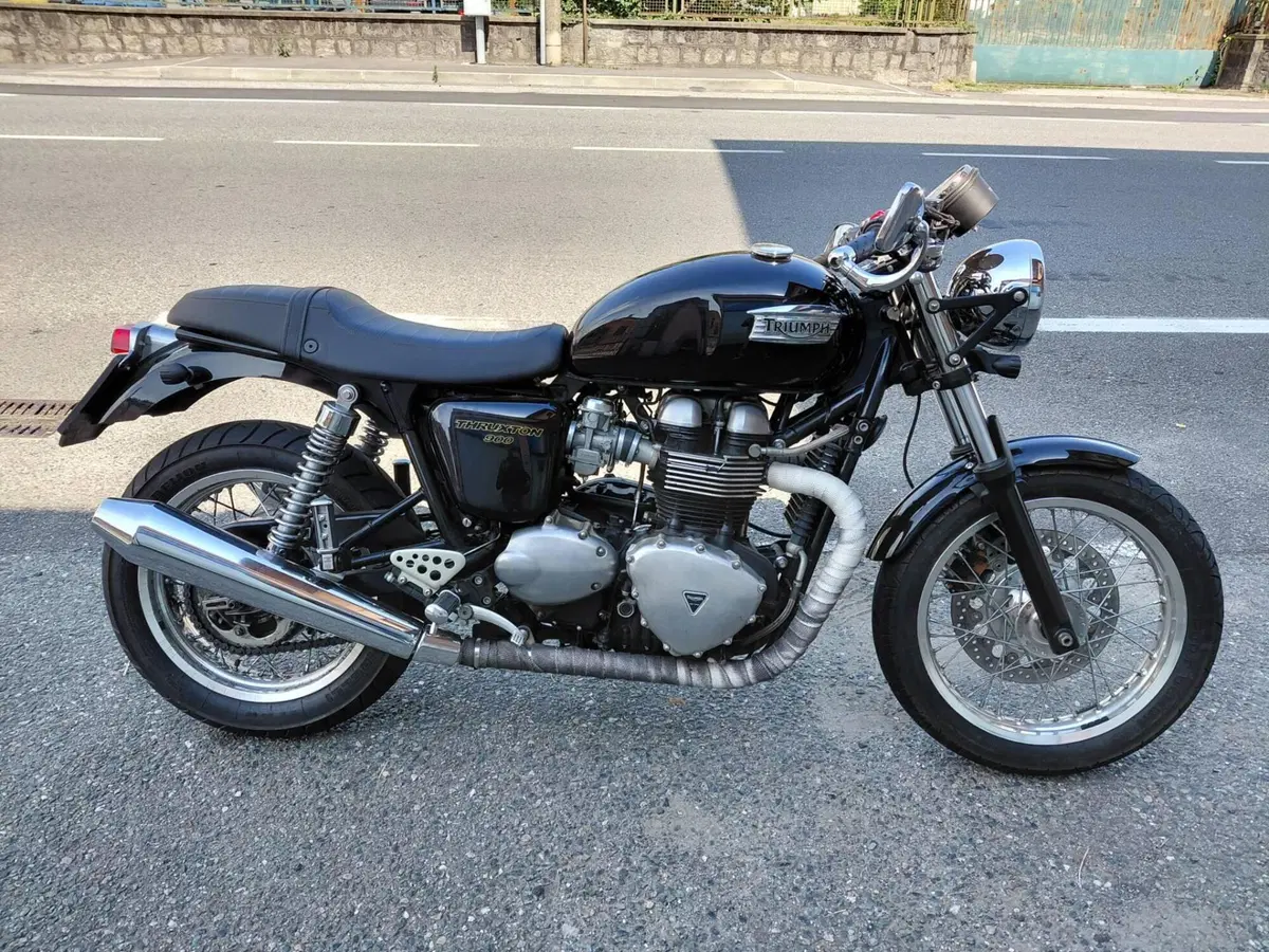 Triumph Thruxton 900 (2004 - 15) (2)
