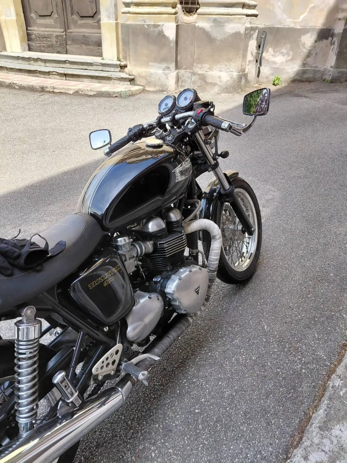 Triumph Thruxton 900 (2004 - 15) (4)