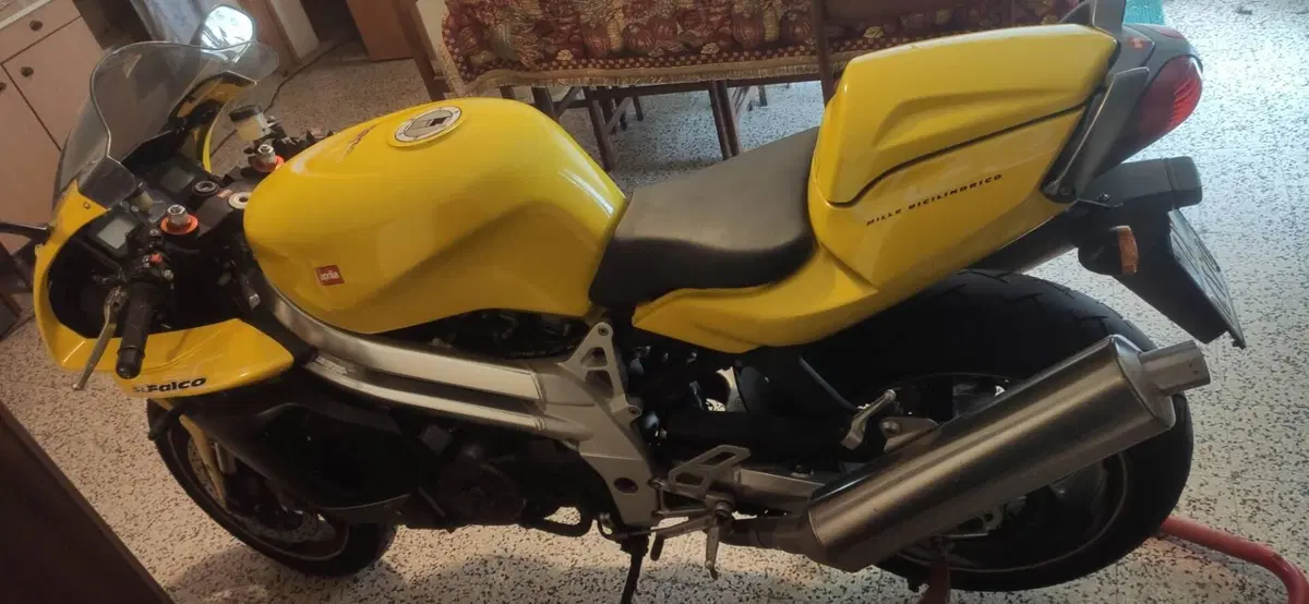 Aprilia SL 1000 Falco (2000 - 04) (2)