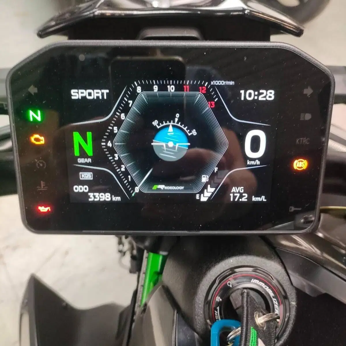 Kawasaki Z 900 SE (2025 - 26) (4)