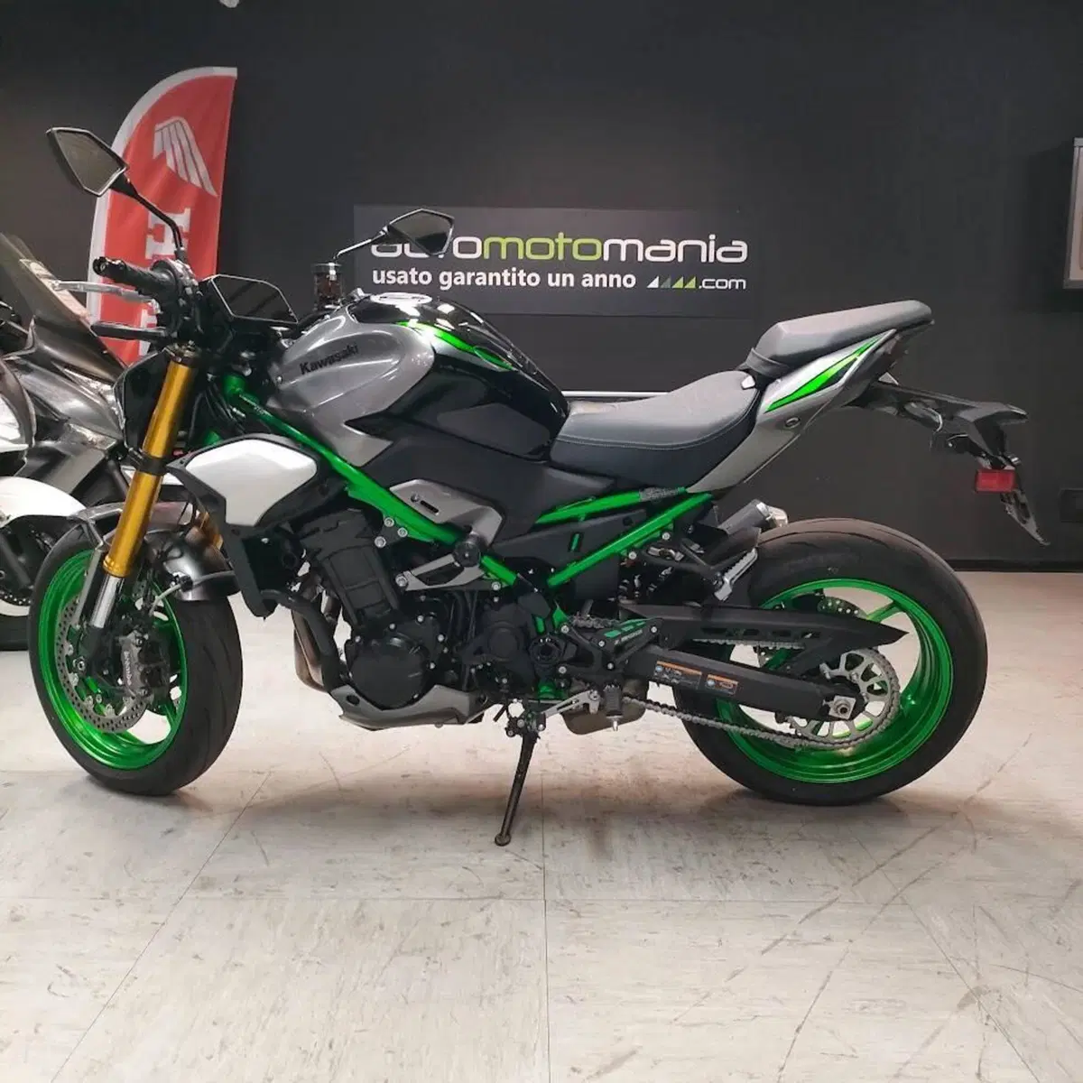 Kawasaki Z 900 SE (2025 - 26)
