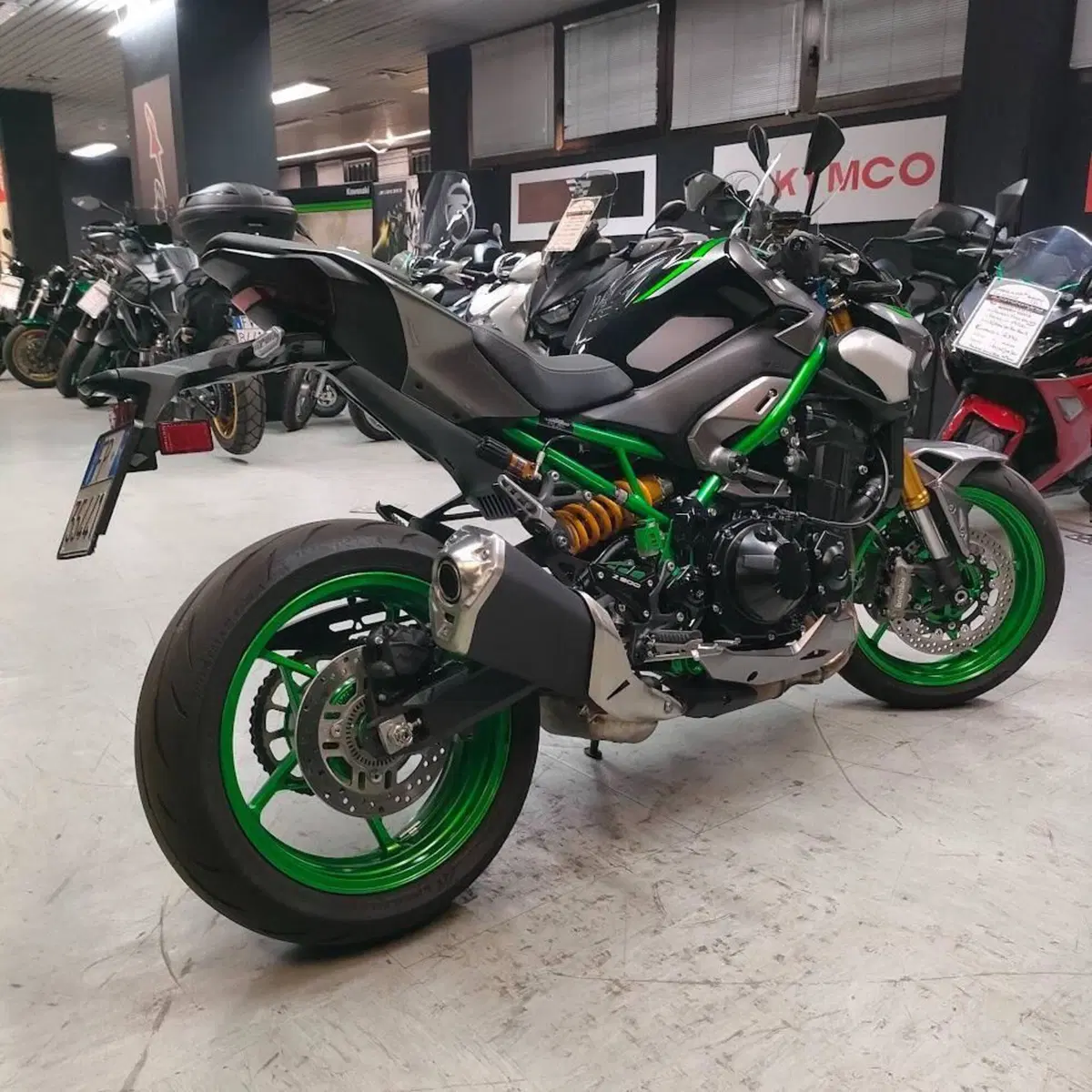 Kawasaki Z 900 SE (2025 - 26) (7)