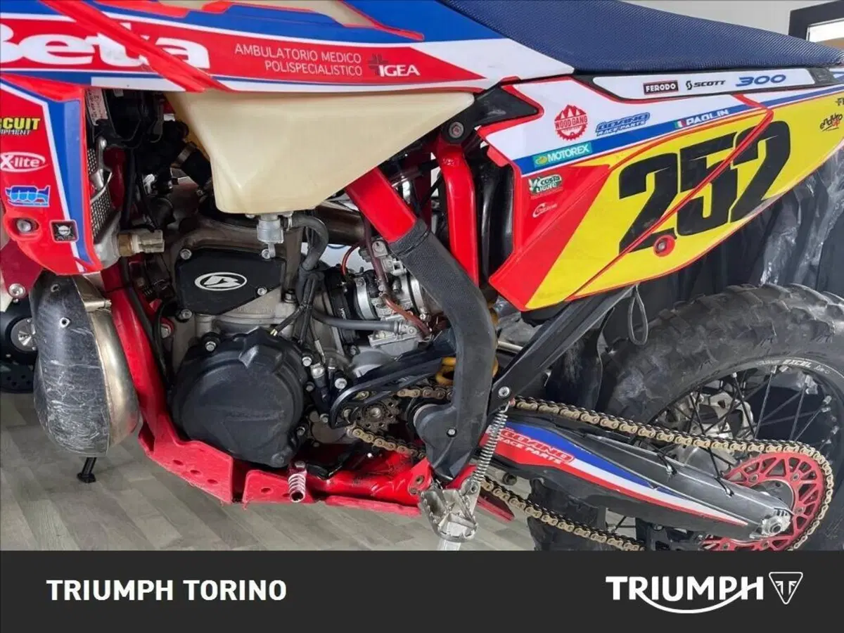 Betamotor RR 300 2T Enduro Racing (2024) (7)