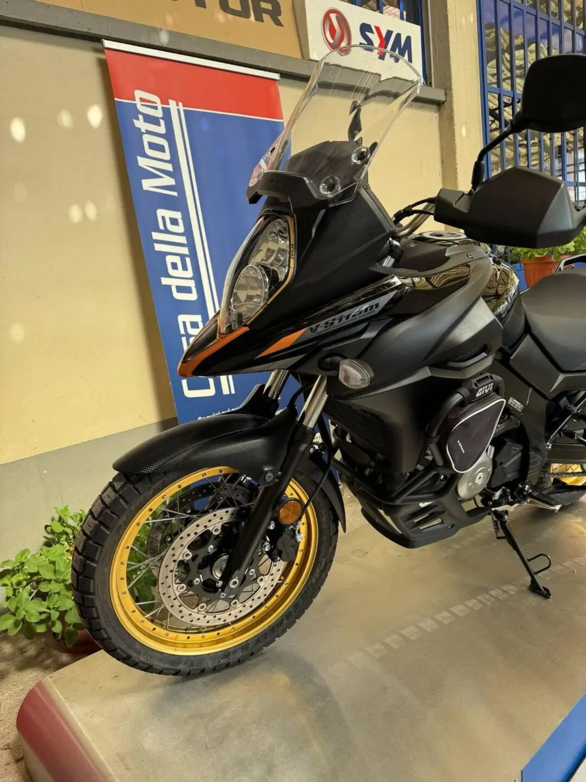 Suzuki V-Strom 650XT (2021 - 25) (11)