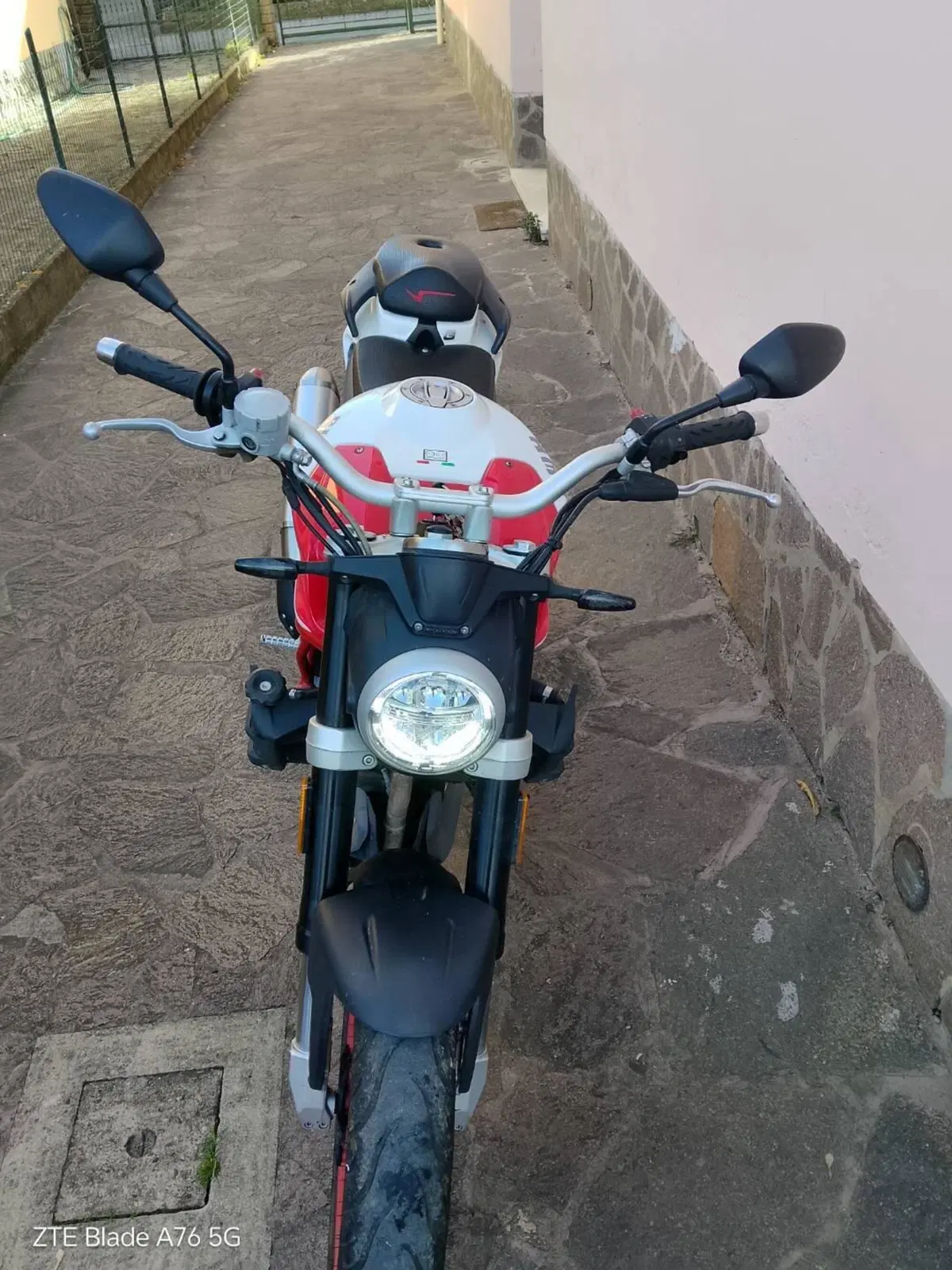 Swm Varez 125 (2022 - 23) (2)