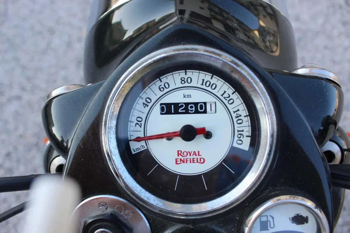 Royal Enfield Classic 500 EFI - Chrome (2017 - 20) (2)