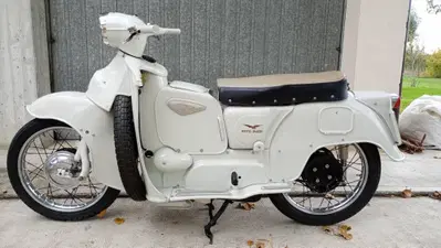 Moto Guzzi Galletto 192 ae d'epoca