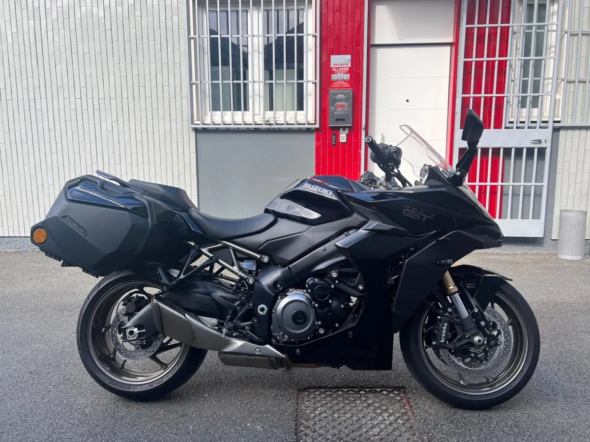 Suzuki GSX-S1000GT (2022 - 24) (2)