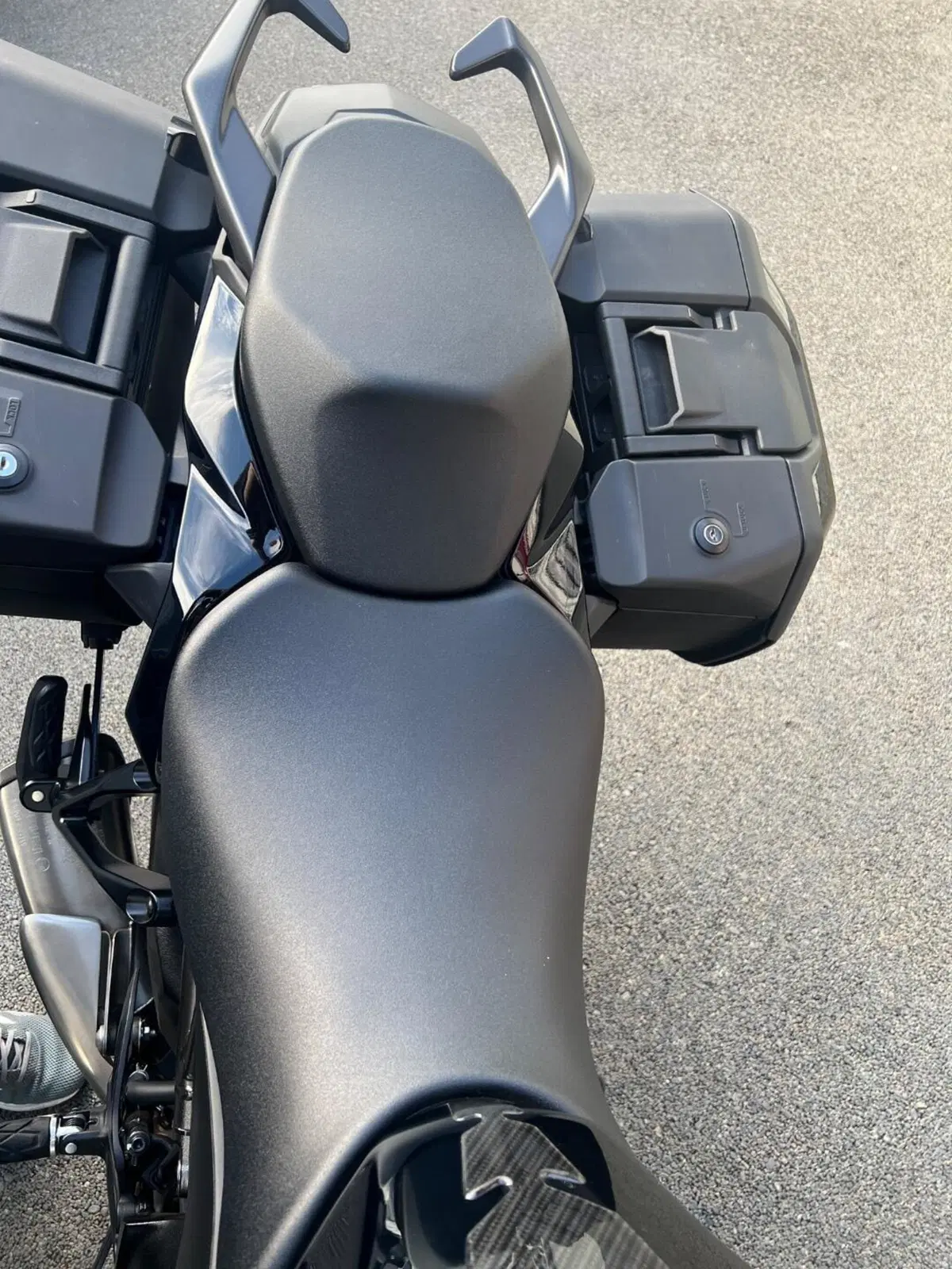 Suzuki GSX-S1000GT (2022 - 24) (13)