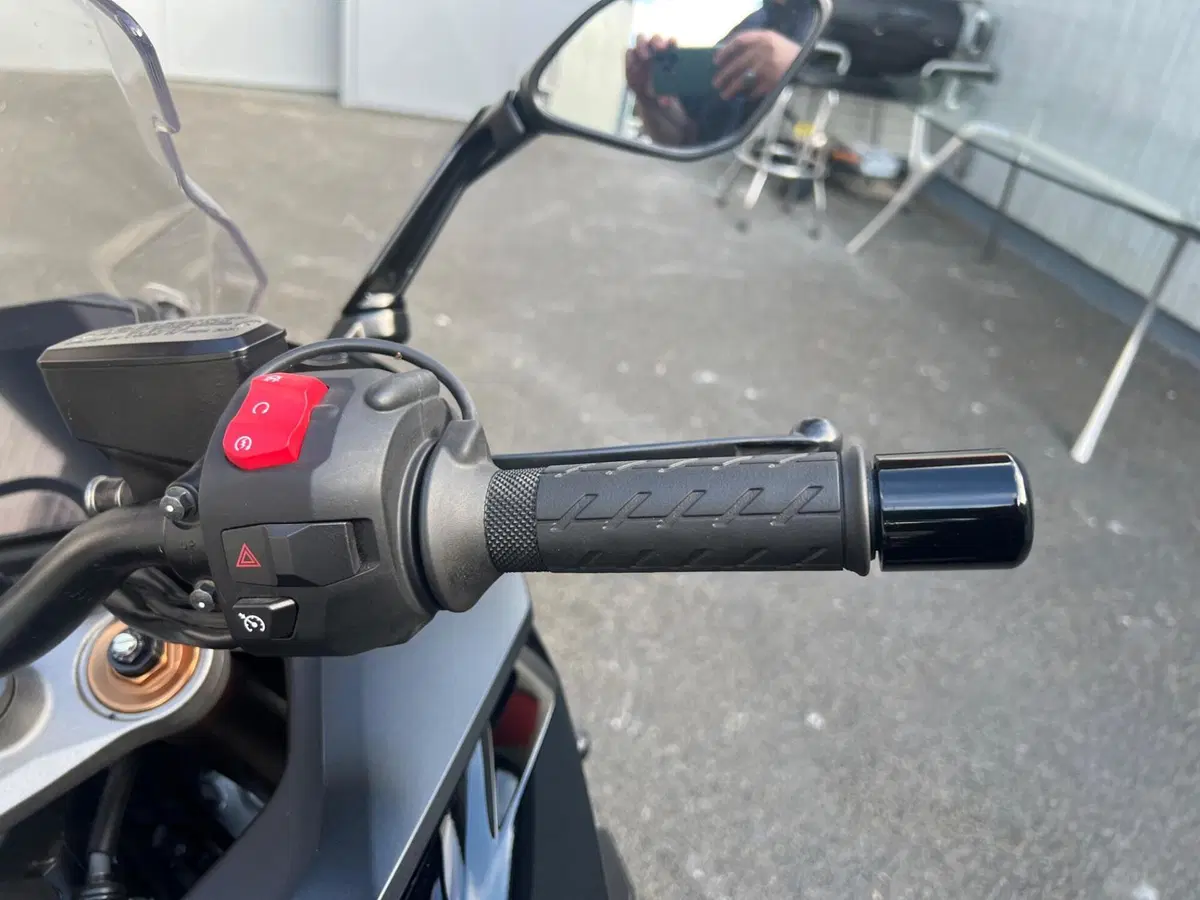 Suzuki GSX-S1000GT (2022 - 24) (14)