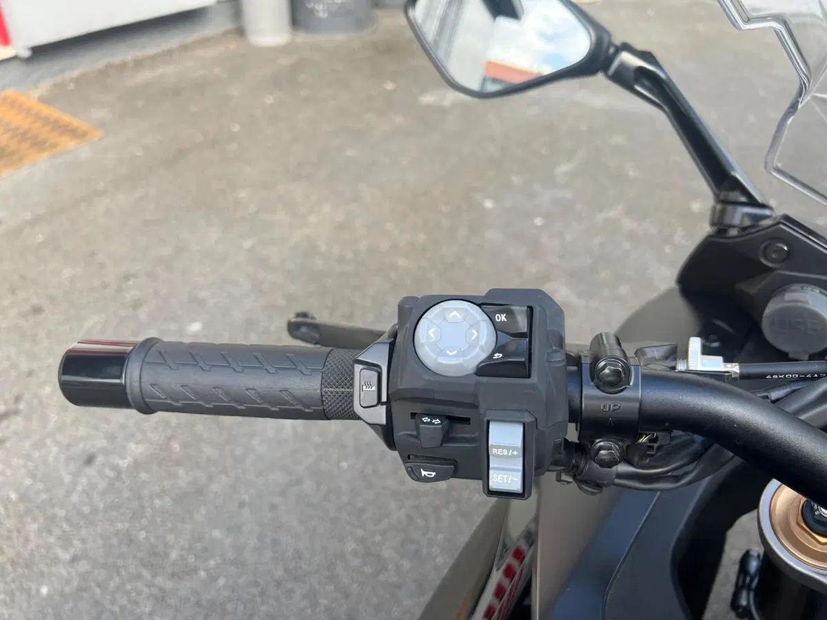 Suzuki GSX-S1000GT (2022 - 24) (15)