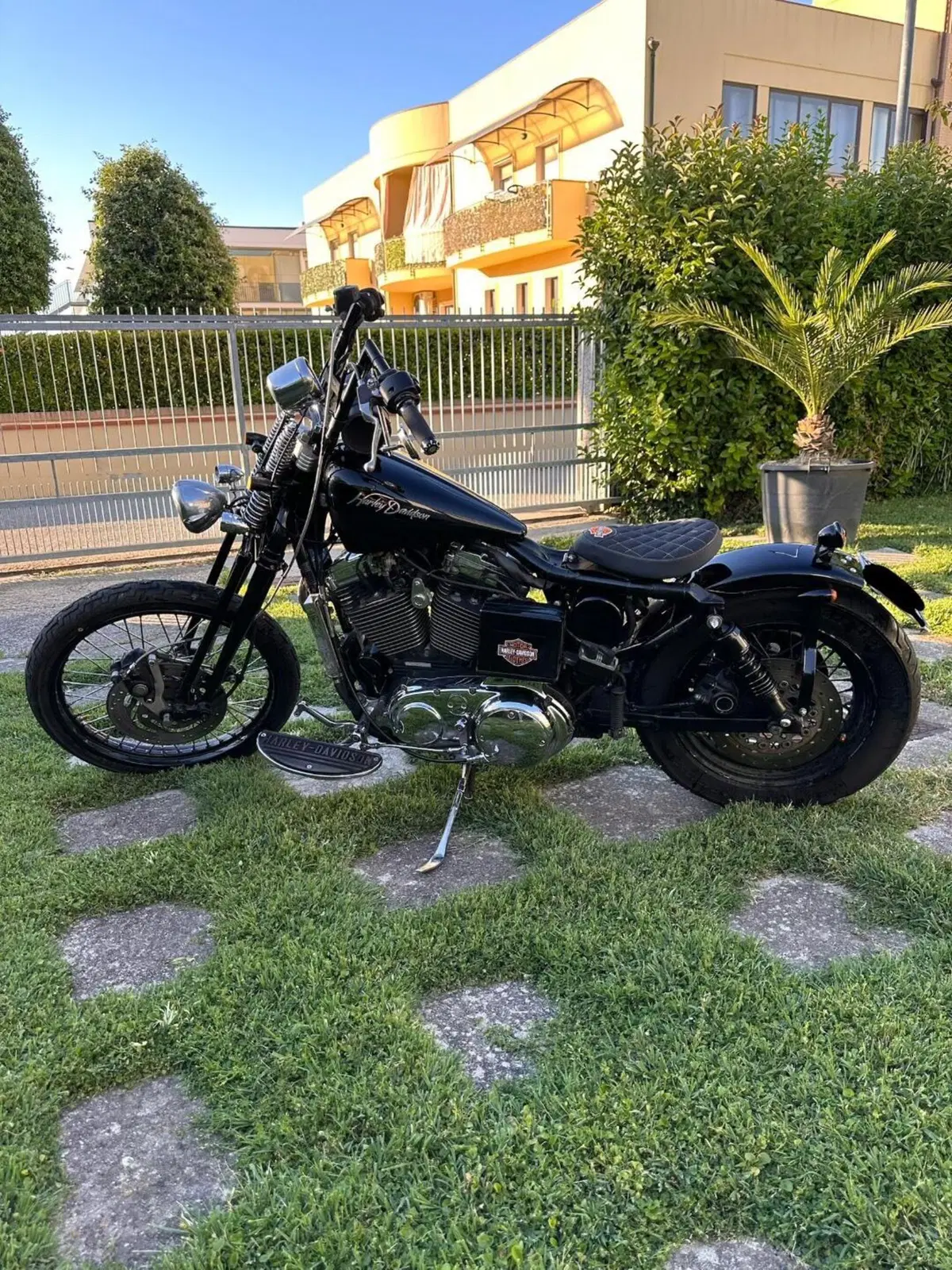 Harley-Davidson 1200 Custom (1995 - 00) - XL 1200C (5)