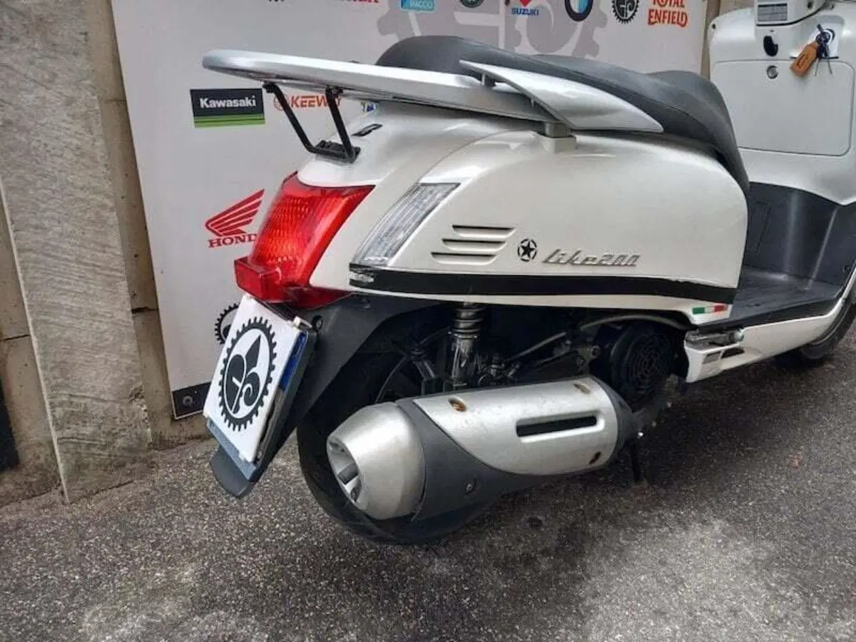 Kymco Like 200i (2009 - 17) (2)