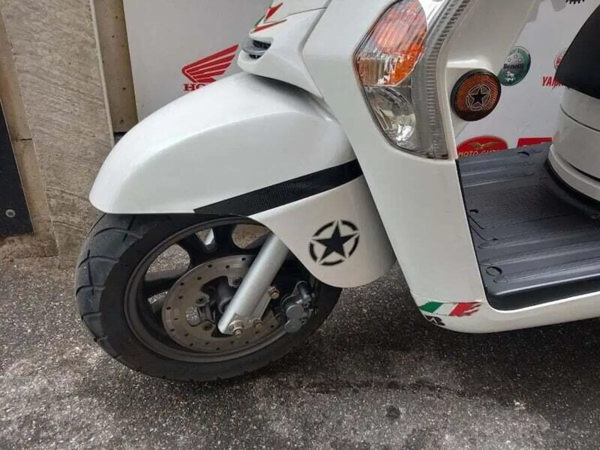 Kymco Like 200i (2009 - 17) (15)