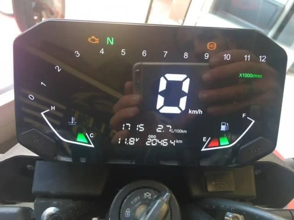 Voge Brivido 125R (2023 - 26) (3)