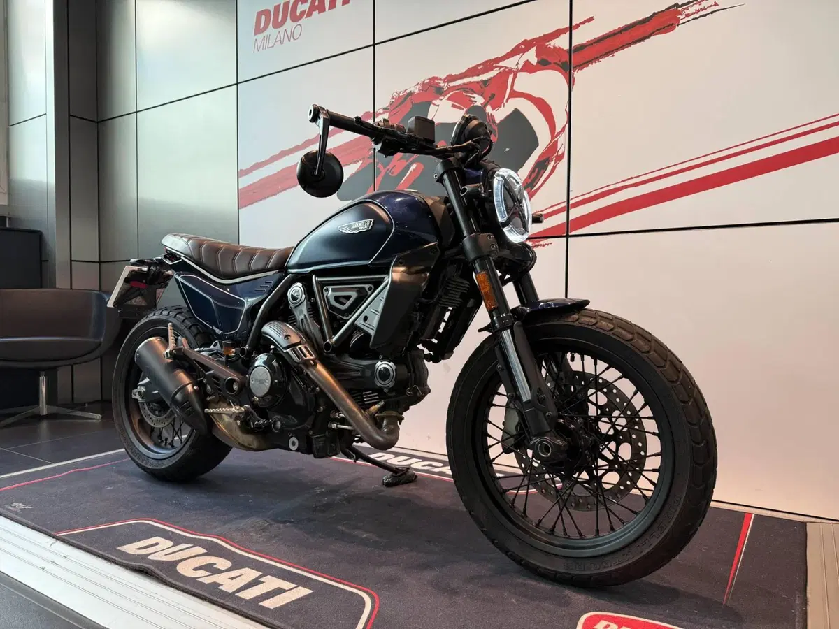 Ducati Scrambler 800 Nightshift (2023 - 24) (2)