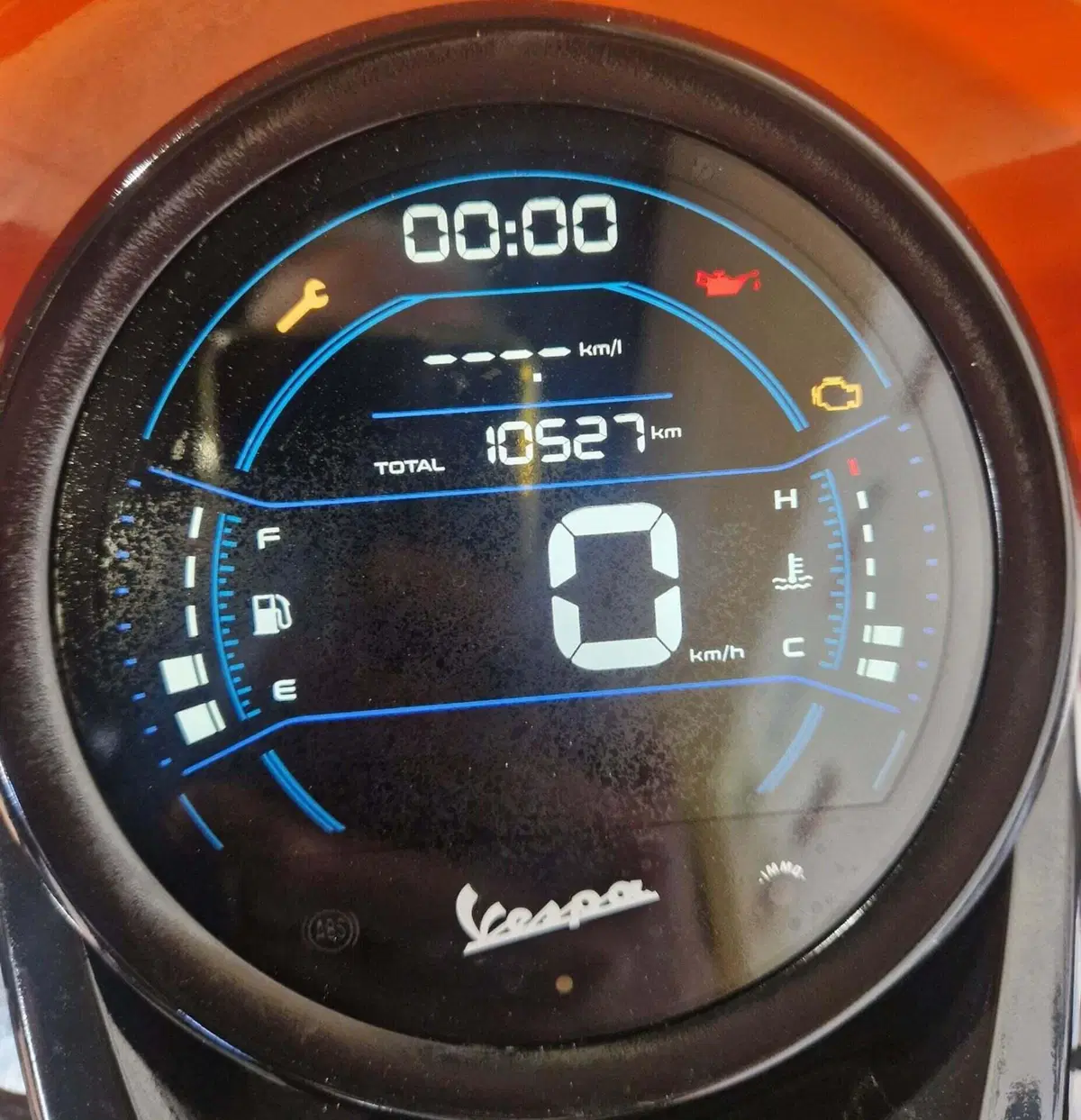 Vespa GTV 300 Hpe (2023 - 25) (5)