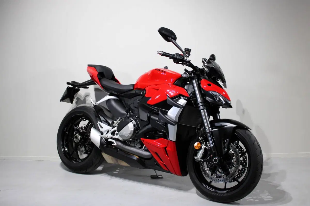 Ducati Streetfighter V2 (2022 - 24) (2)