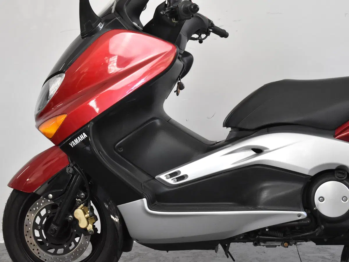 Yamaha T-Max 500 (2001 - 03) (12)