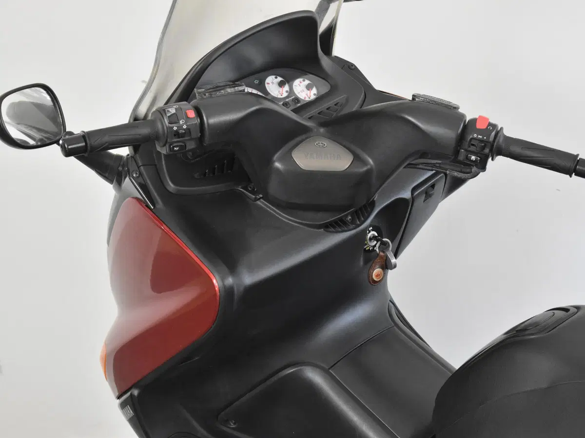 Yamaha T-Max 500 (2001 - 03) (15)