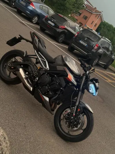 Triumph Street Triple 765 RS (2023 - 26) usata