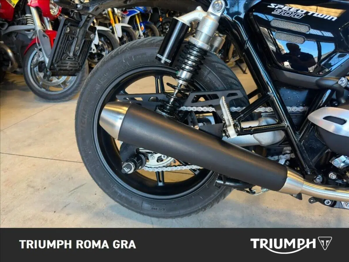 Triumph Speed Twin 900 (2025 - 26) (5)