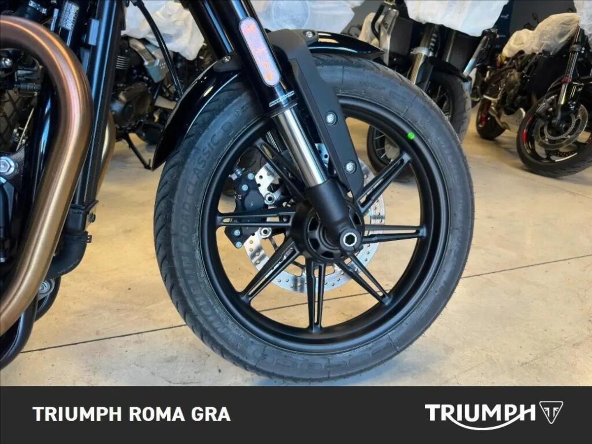 Triumph Speed Twin 900 (2025 - 26) (9)