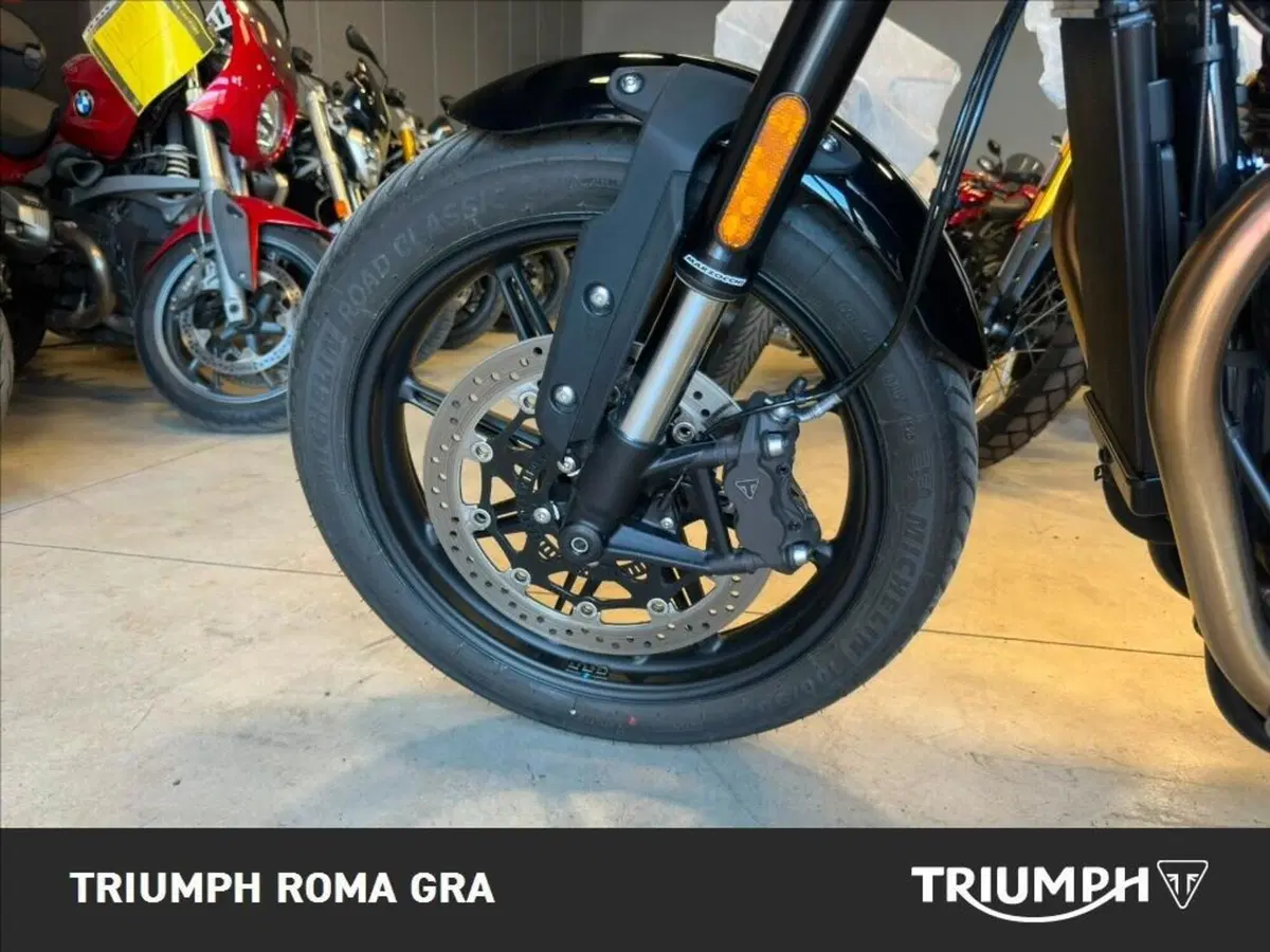 Triumph Speed Twin 900 (2025 - 26) (10)