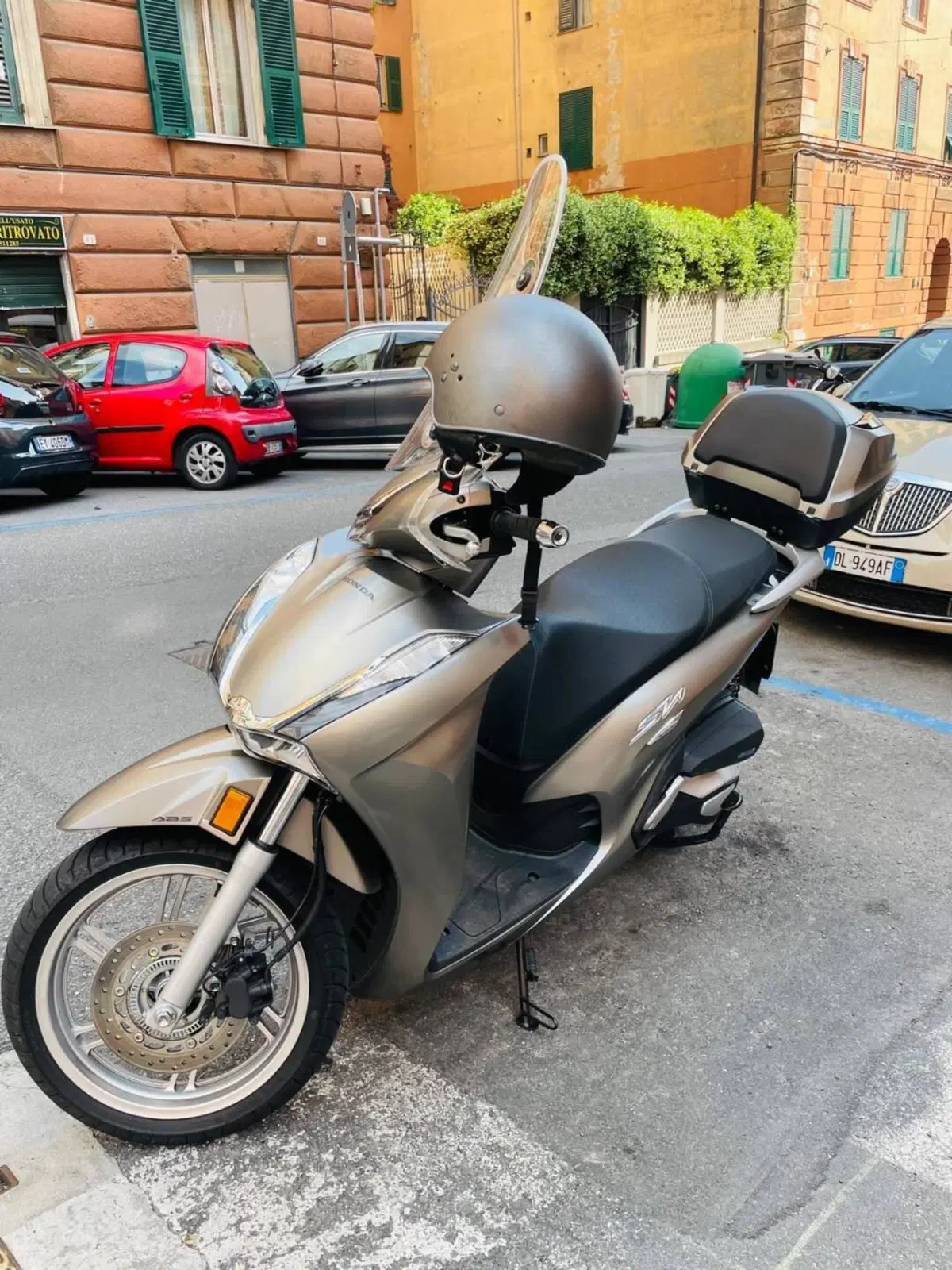 Honda SH 350 Sport (2021 - 24) (3)