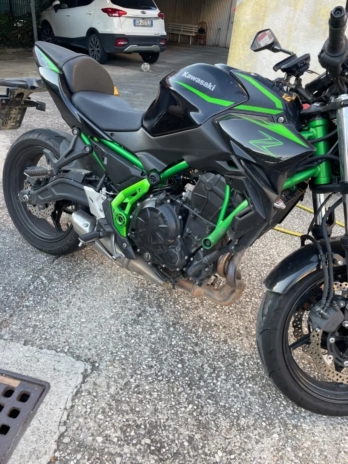 Kawasaki Z 650 (2025 - 26) (12)