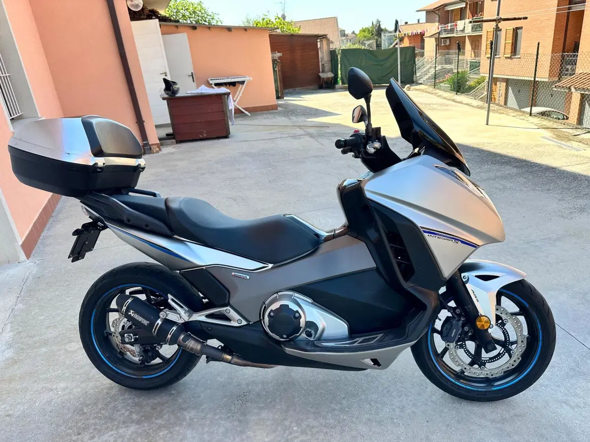 Honda Integra 750 DCT Sport (2017) (3)