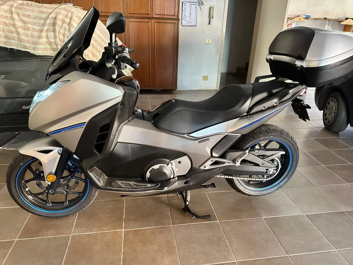 Honda Integra 750 DCT Sport (2017) (5)
