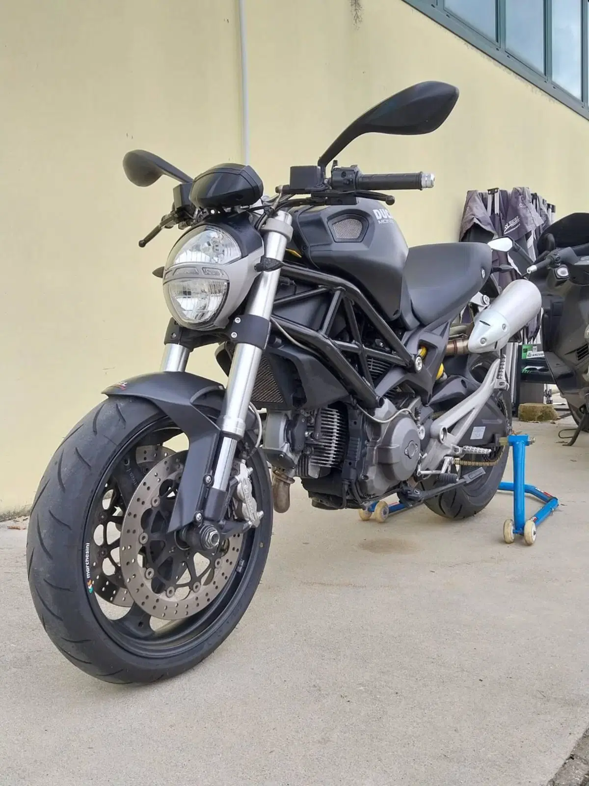 Ducati Monster 696 (2008 - 13) (7)