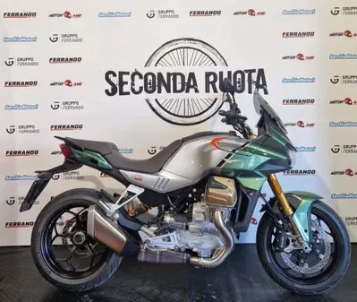 Moto Guzzi V100 Mandello (2022 - 24) usata