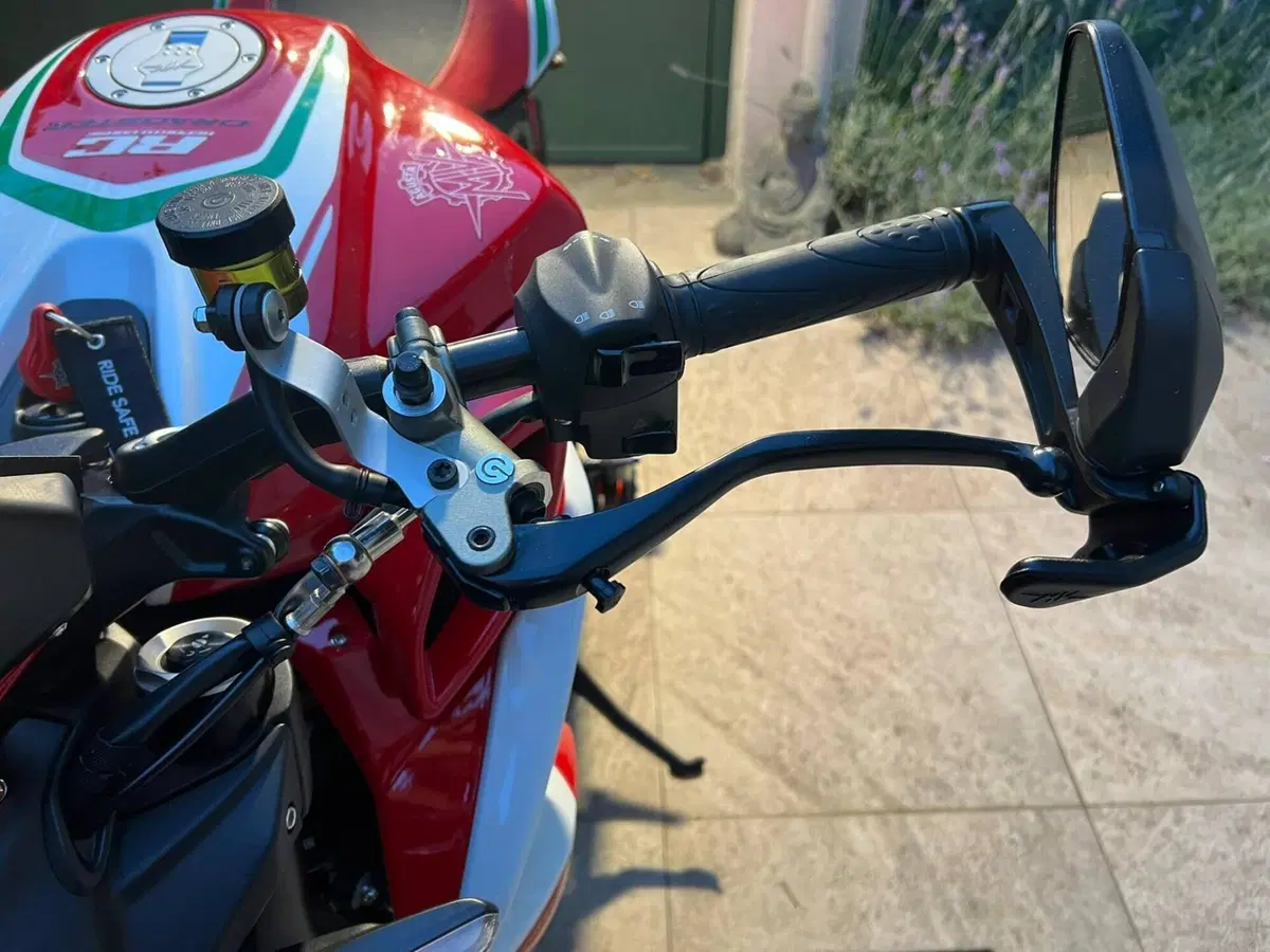 MV Agusta Dragster 800 RC SCS (2022 - 25) (4)