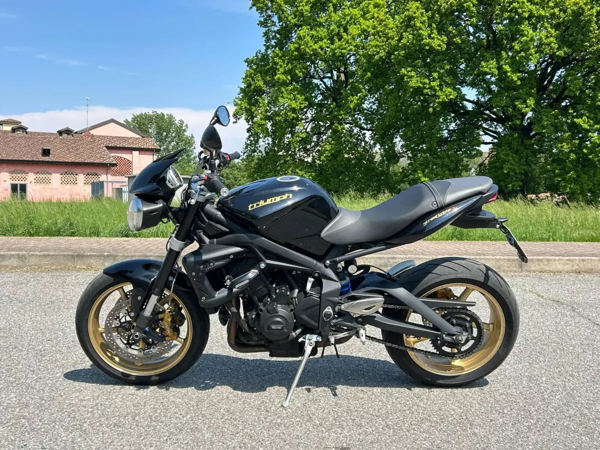 Triumph Street Triple R (2009 - 12) (4)