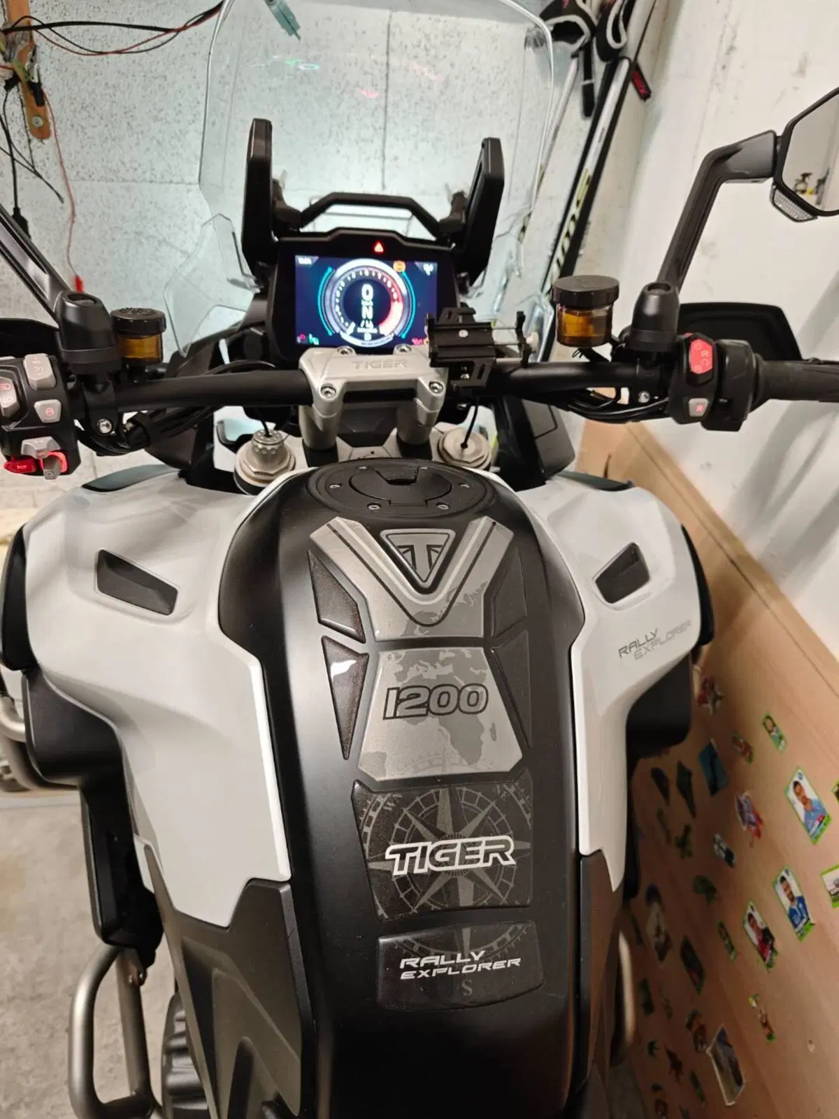 Triumph Tiger 1200 Rally Explorer (2022 - 23) (4)