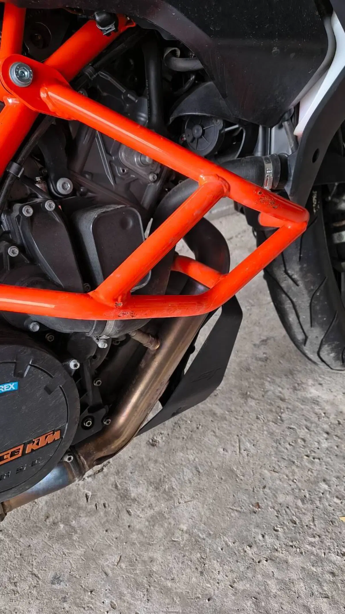 KTM 1290 Super Duke GT (2022 - 25) (6)