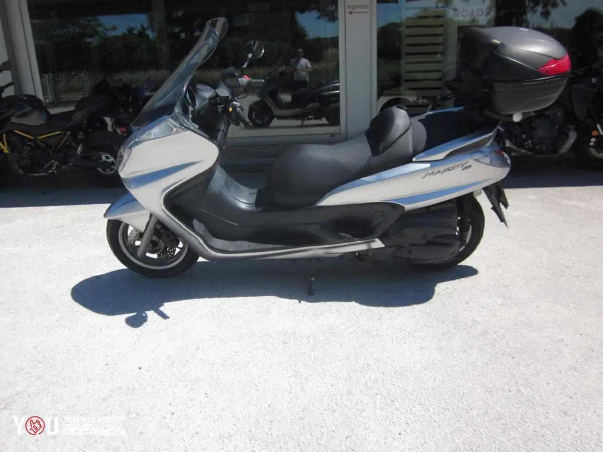 Yamaha Majesty 400 (2004 - 08) (2)
