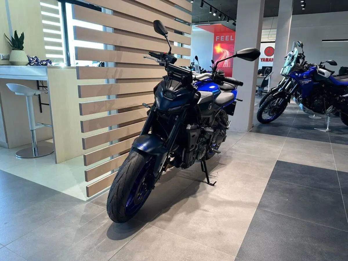Yamaha MT-07 Y-AMT (2025 - 26) (3)