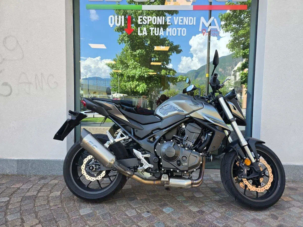 Honda CB 750 Hornet (2023 - 24)