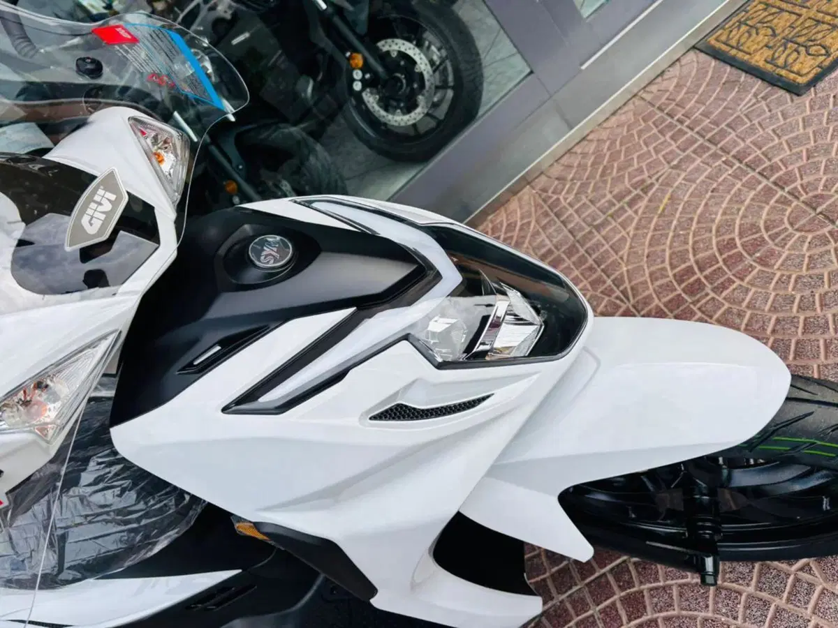 Sym Symphony 125 SR (2026) (5)