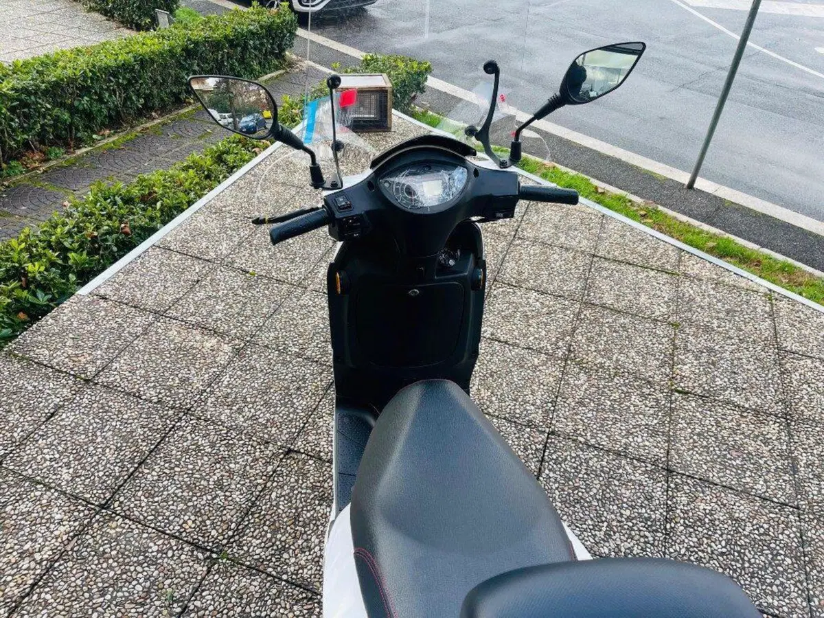 Sym Symphony 125 SR (2025) (3)