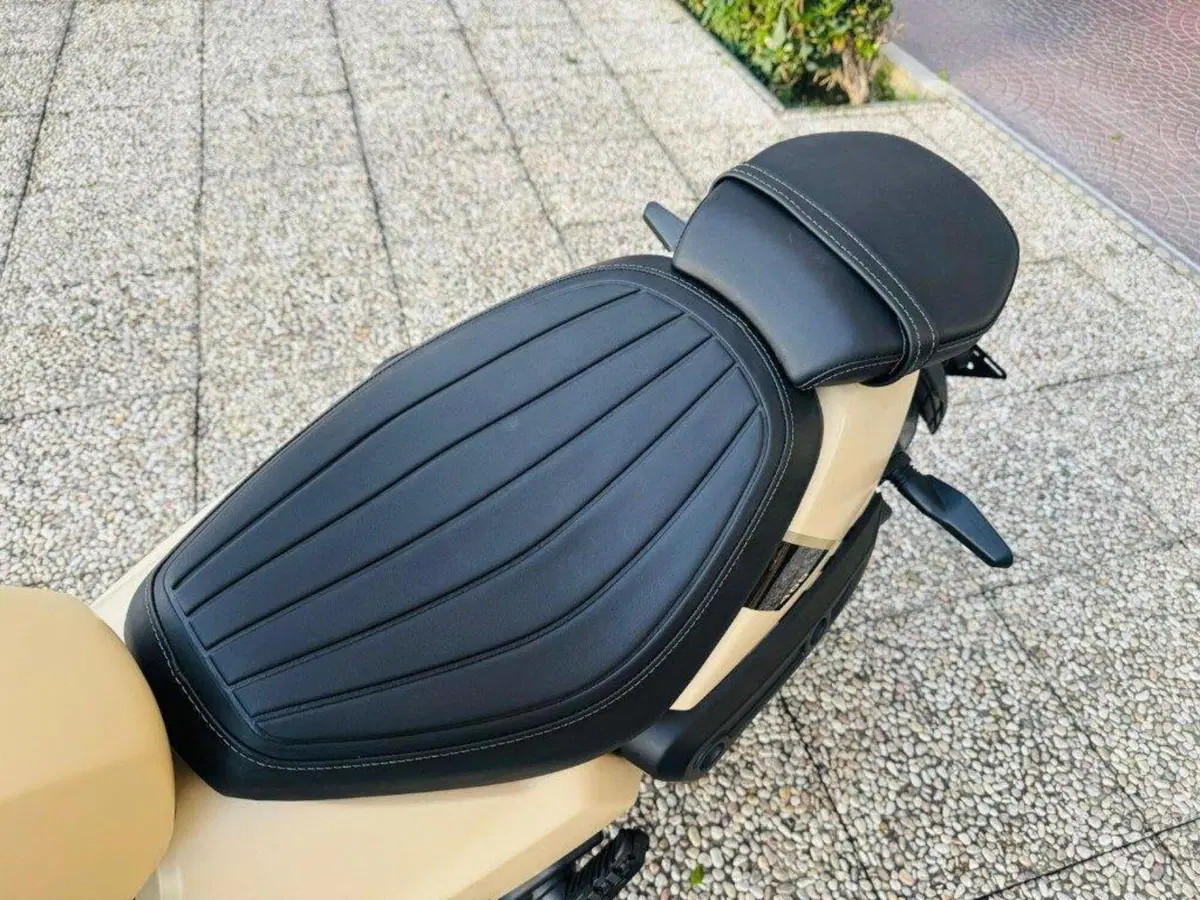 Benelli Leoncino 400 Bobber (2026) (7)